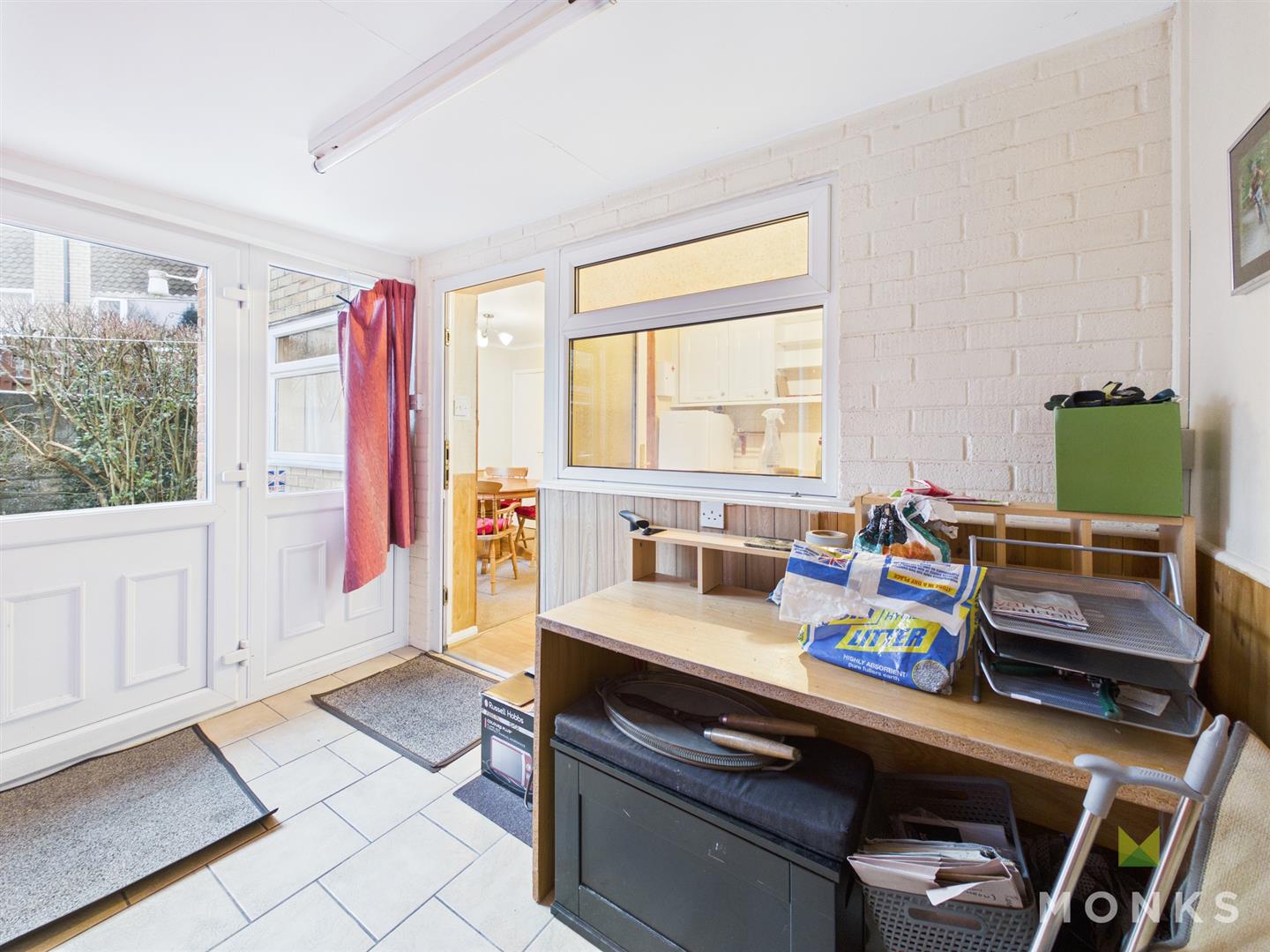 86 Vyrnwy Road, Oswestry, SY11 1NZ For Sale